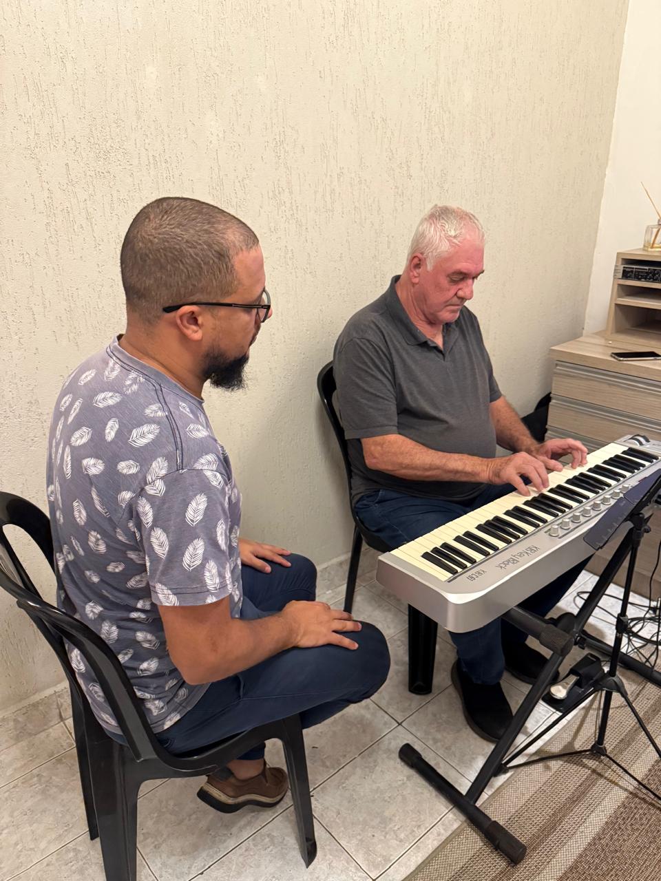 Aulas de teclado e piano em BH